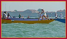 Murano 2010 Regata Donne su Pupparini ad un remo