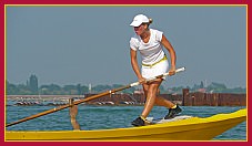 Murano 2010 Regata Donne su Pupparini ad un remo