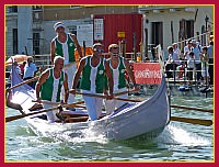 Regata Storica 2009 - Sfida delle Remiere sur Gondole a 4 remi - Viola (Canottieri Mestre): Stefano Busetto, Alberto Vianello, Francesco Busato, Luca Battaggia