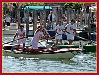 Regata Storica 2009: Regata de le Maciarèle Junior su Mascarete a 2 remi - (Remiera Casteo) Samuele Kolbe (Popiùr) e Davide Peditto (provièr)