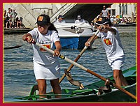 Regata Storica 2009: Regata de le Maciarèle Junior su Mascarete a 2 remi - (Remiera Canottieri Cannaregio) Zuleika Fabris (popiùr) e Linda Doni (provièr)