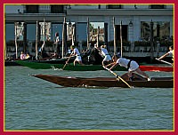 Regata Storica: Regata delle Donne su Mascarete a due remi