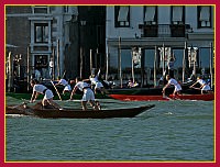 Regata Storica: Regata delle Donne su Mascarete a due remi