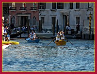 Regata Storica: Regata delle Donne su Mascarete a due remi