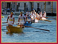 Regata Storica: Regata delle Donne su Mascarete a due remi