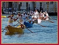 Regata Storica: Regata delle Donne su Mascarete a due remi